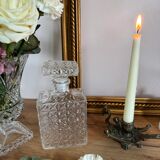 Transparent whisky carafe