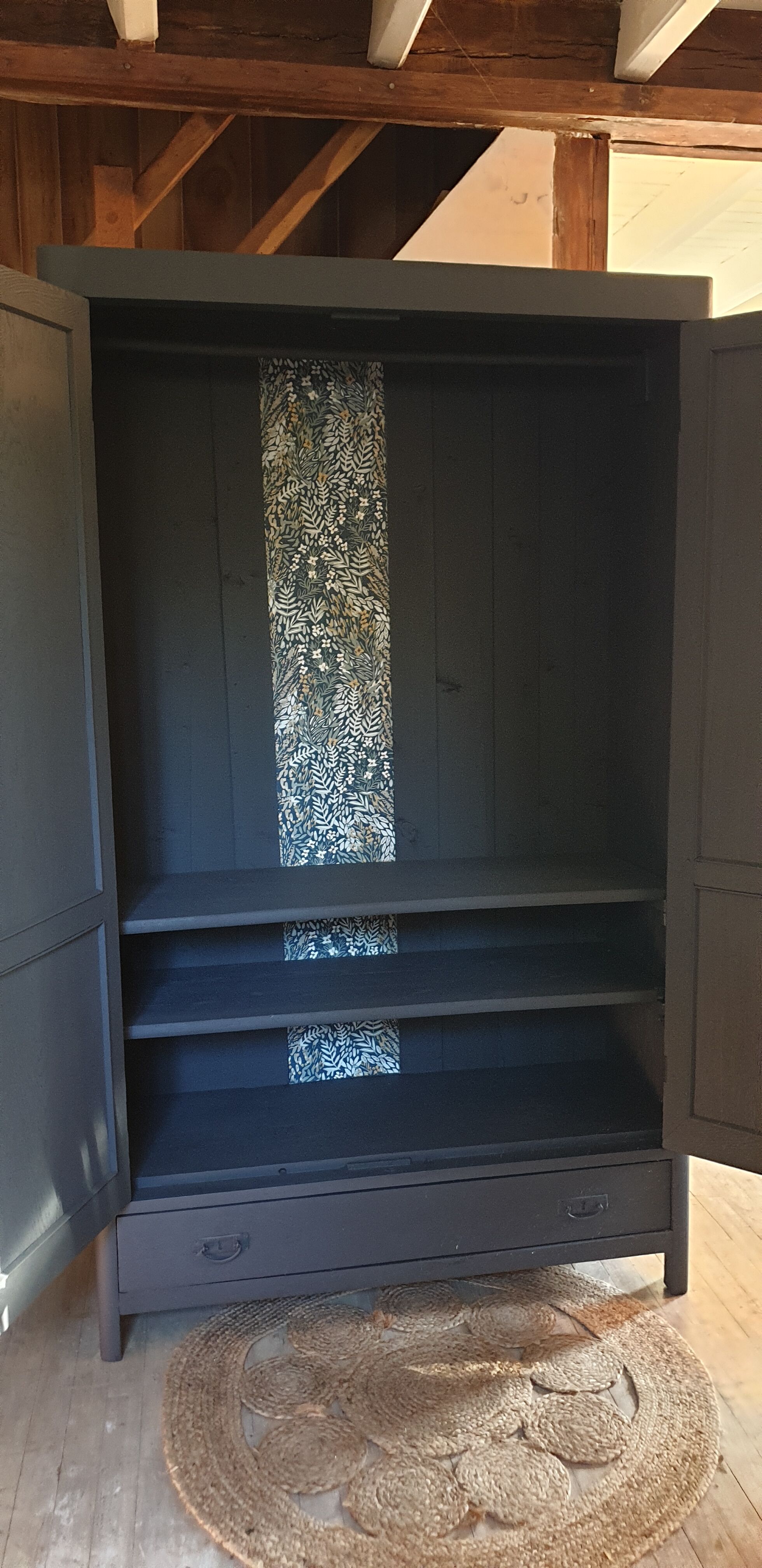 Grey cabinet