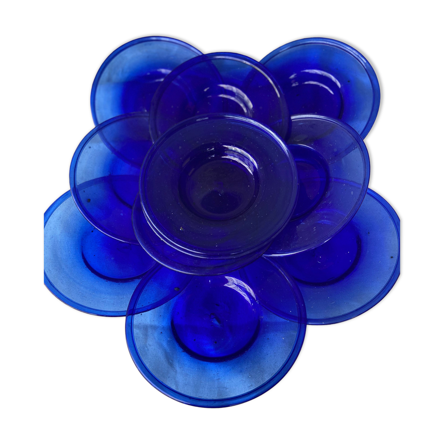 Blue colbat plates in blown glass