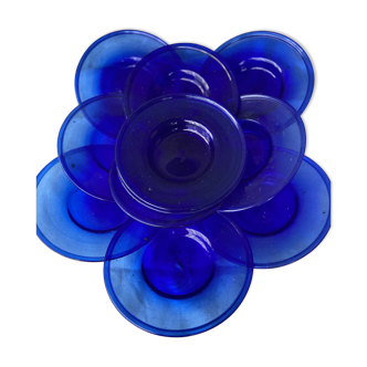 Blue colbat plates in blown glass