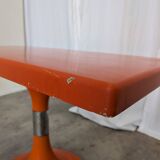 Table vintage orange par Finžgar & Zorman pour Meblo Yougoslavie