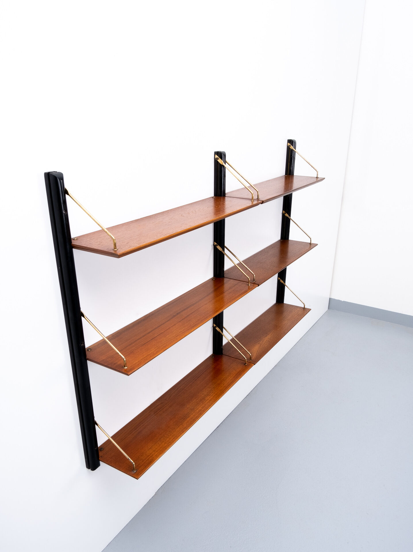Louis Van Teeffelen Teak Wall Unit for Wébé, 1960s