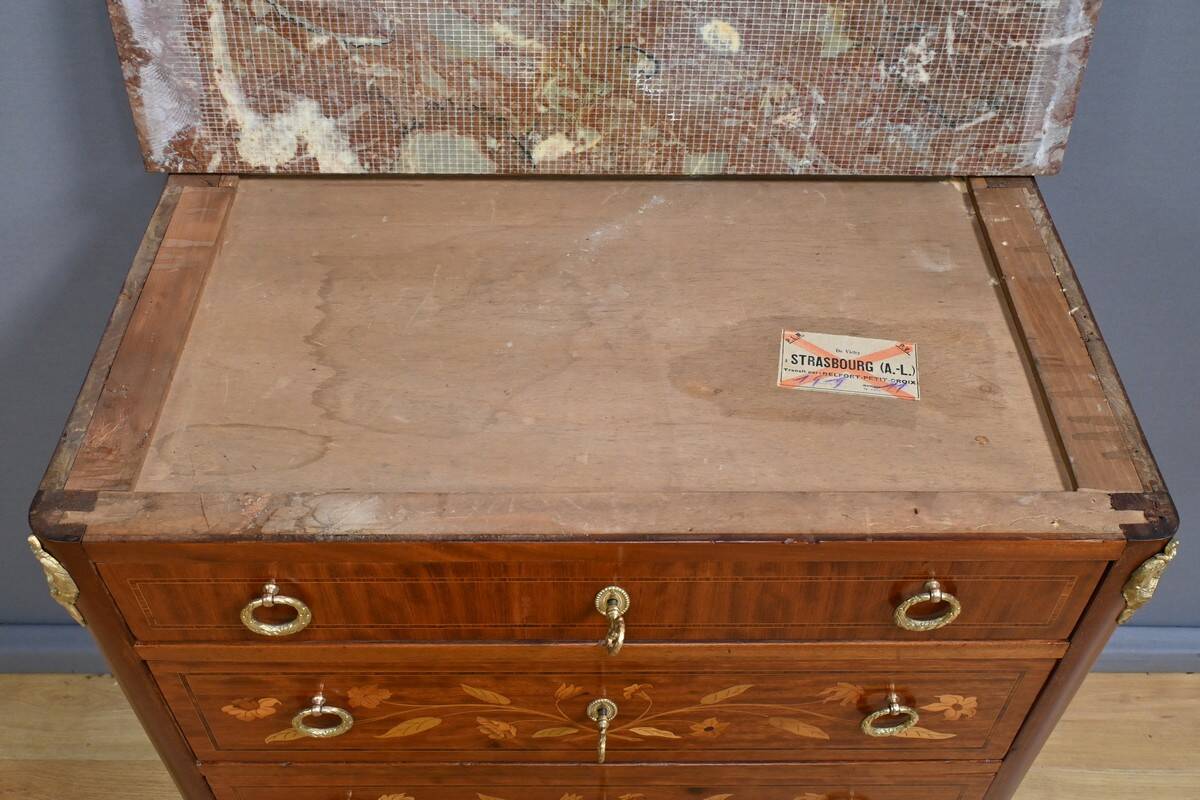 Petite Commode en Acajou Blond – Début XXe