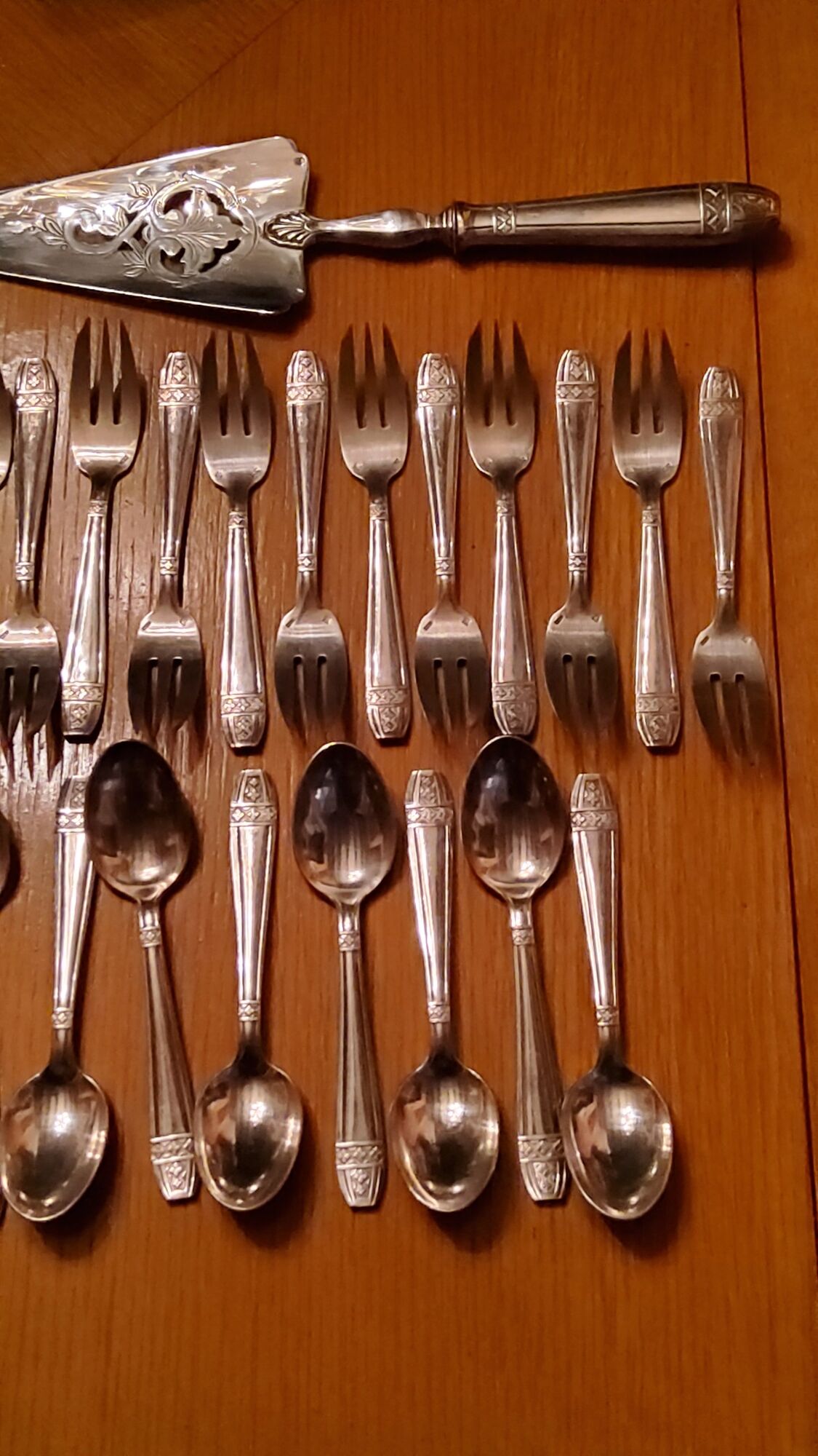 Silver metal cutlery set art deco goldsmith ATO 49 pieces