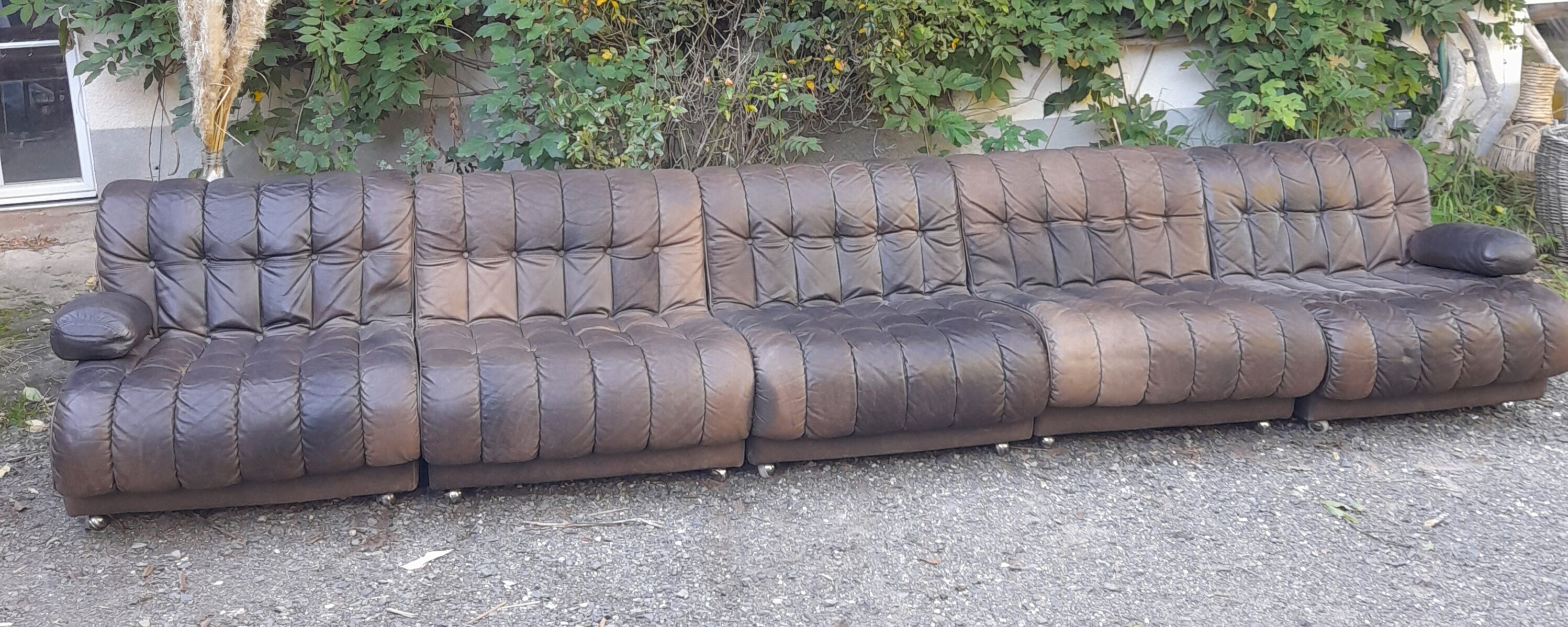 Modular drivers Italian design brown leather