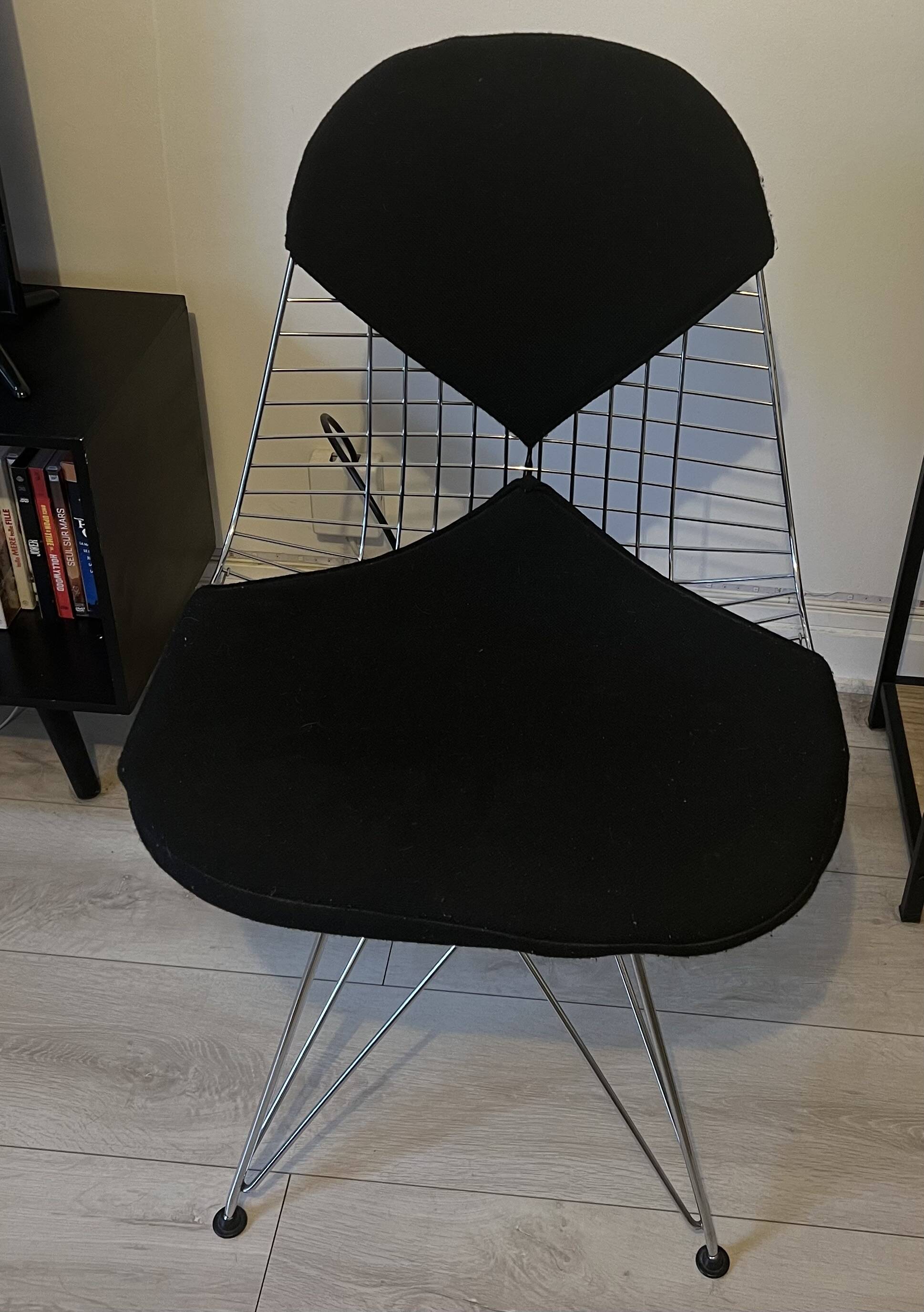 Lot de 4 chaises DKR-2 par Charles & Ray Eames pour Vitra