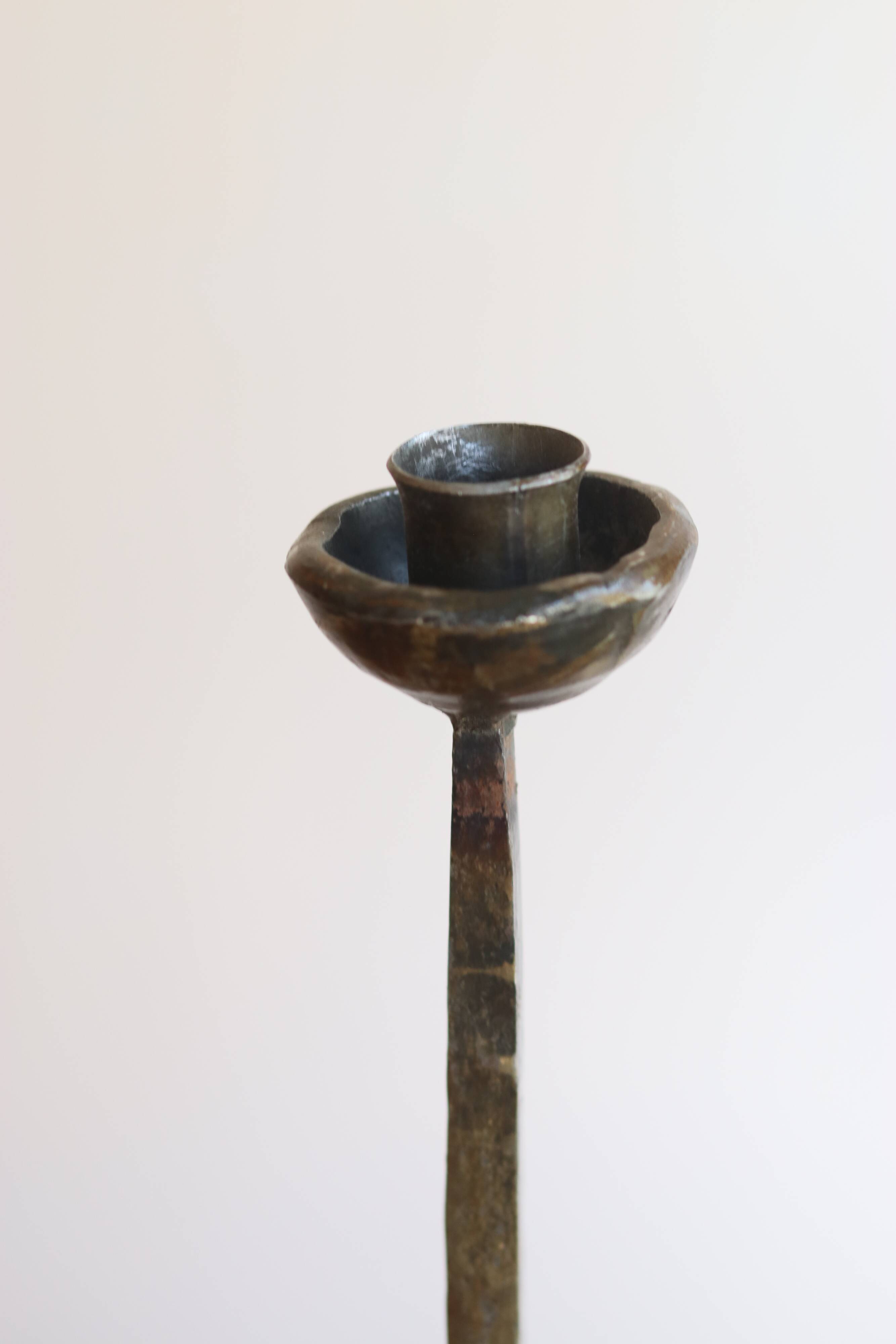 Paire de candélabres brutalistes en bronze, années 1960