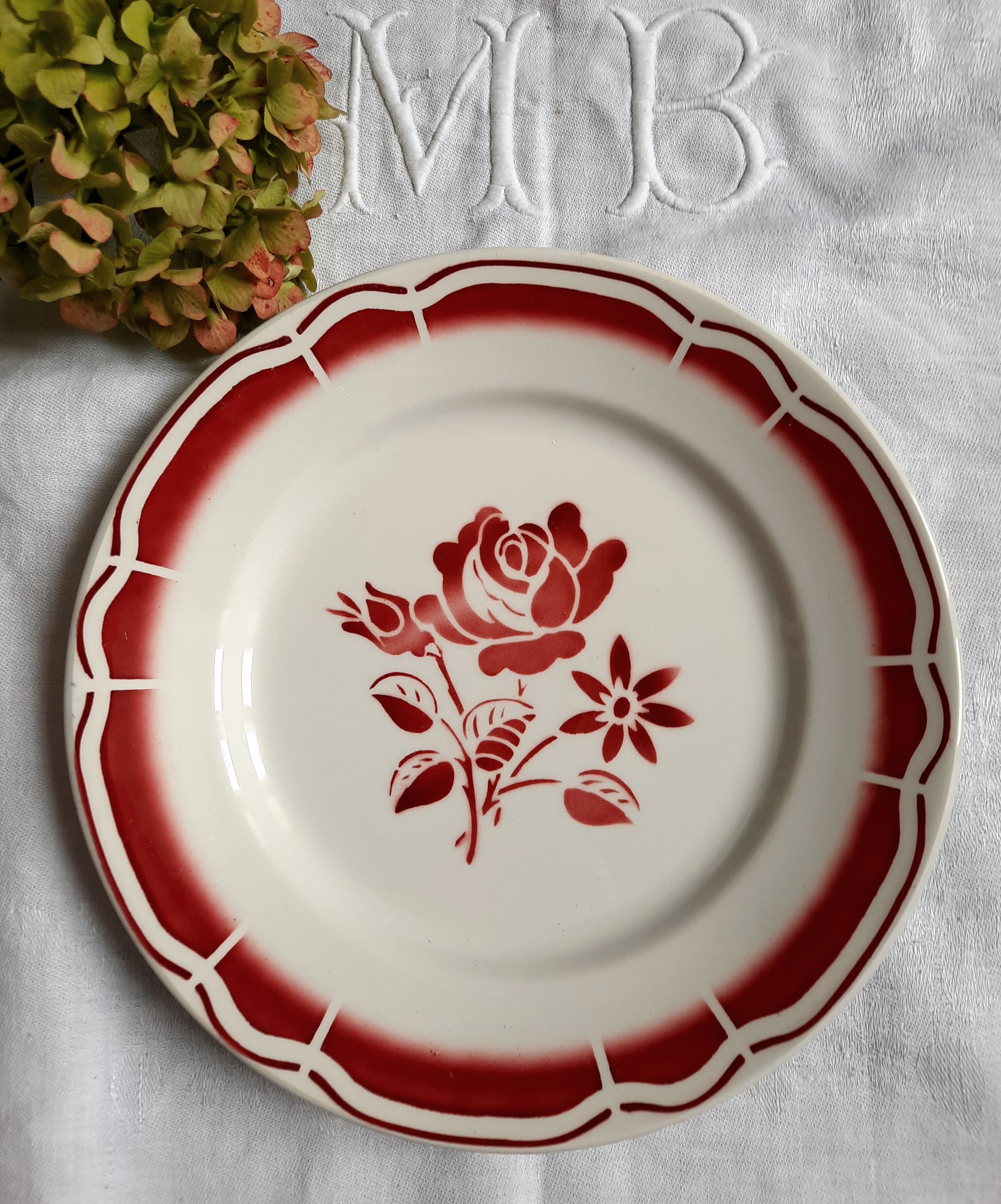 6 old flat plates mismatched in earthenware