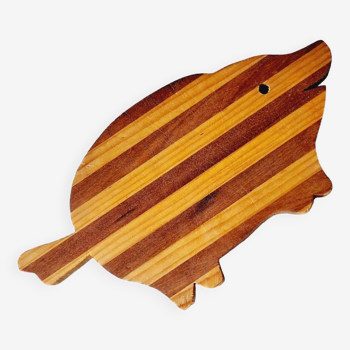 Two-tone wooden board in the shape of a pig or wild boar
