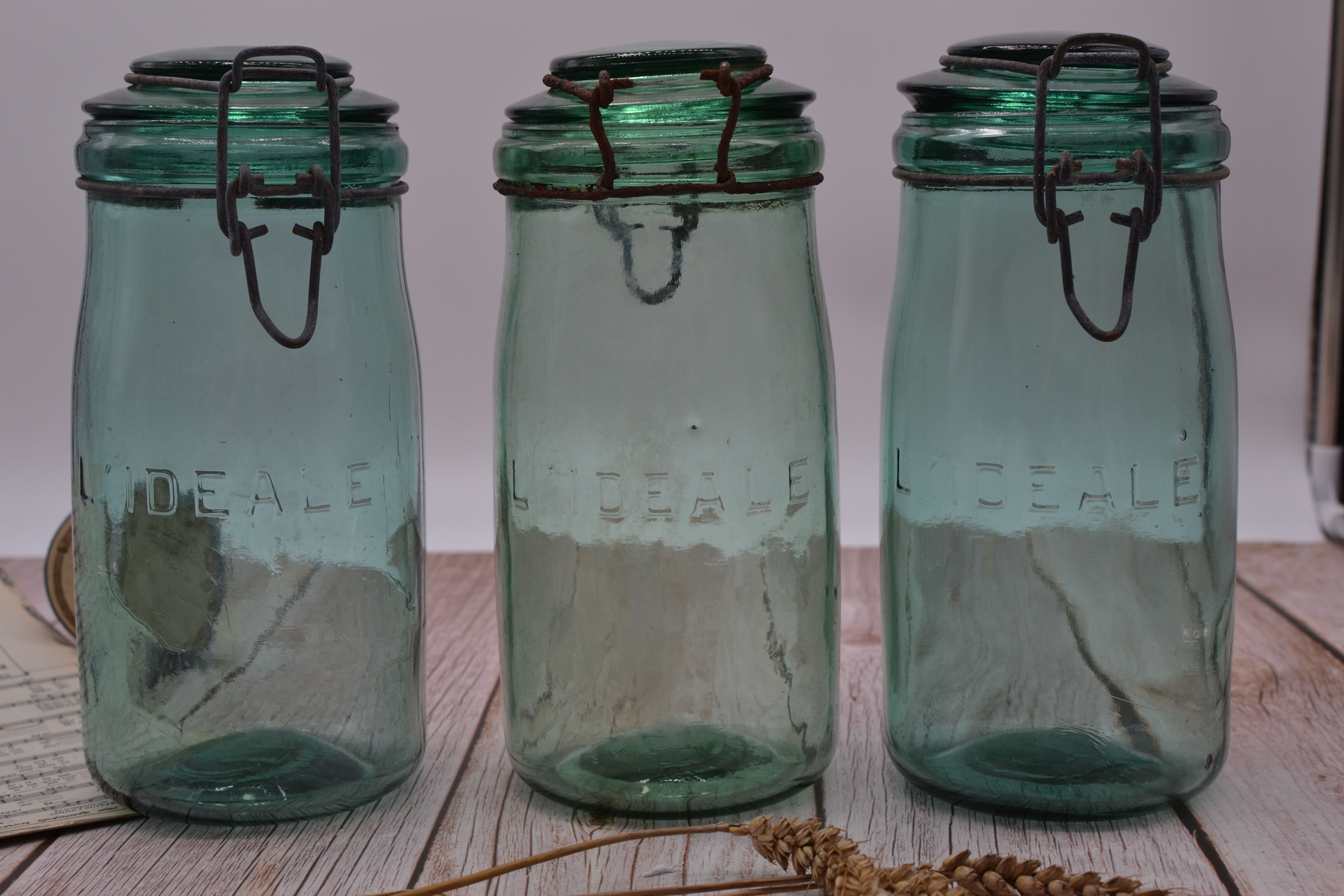 Set of 3 vintage jars the Ideal
