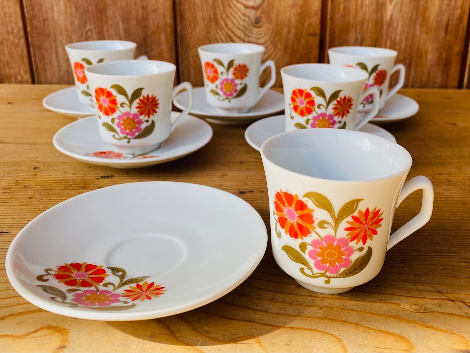 Set of porcelain cups and under coffee cups vintage flower decoration 70 Made in Italy
