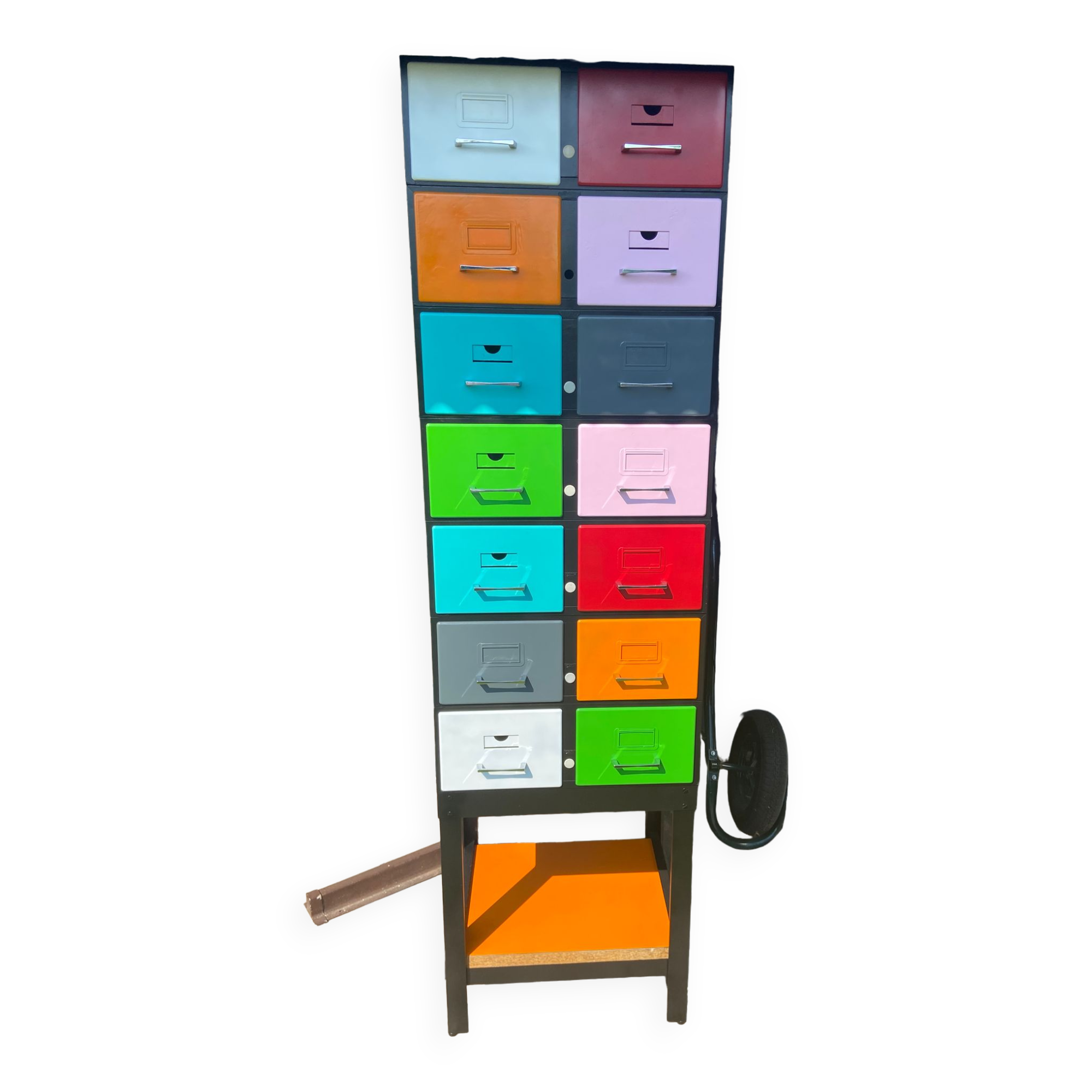 Metal cabinet with drawers