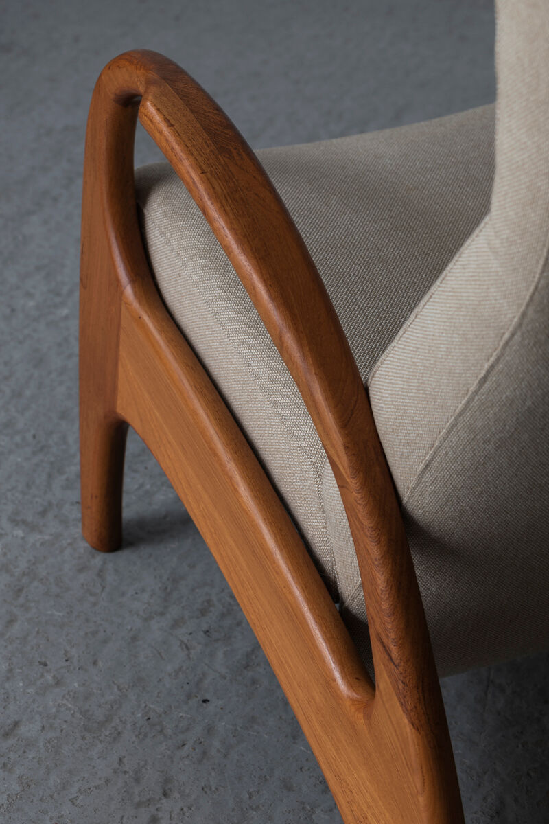 Reclining easy chair in beige wool, Denmark, 1980’s