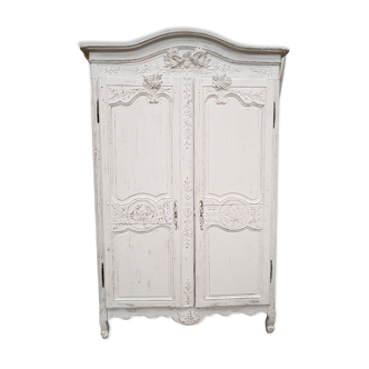 Ancienne armoire de mariée repeinte en blanc, début 19ème