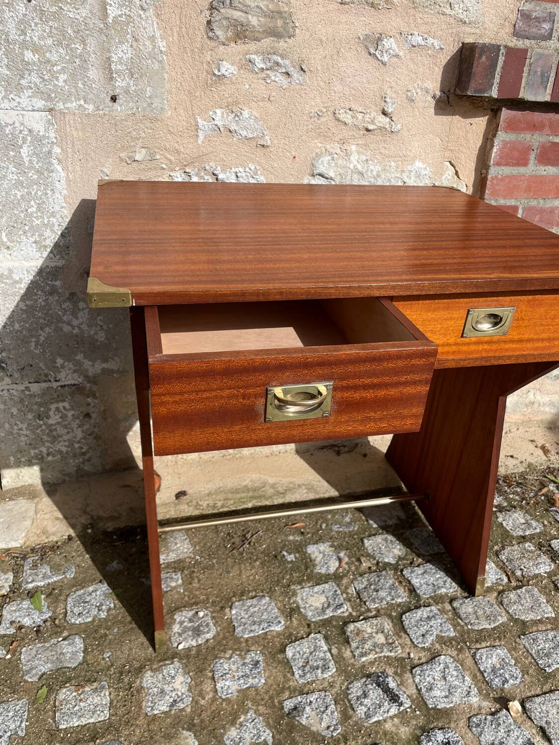 Wooden desk (boat style) with metal finishes