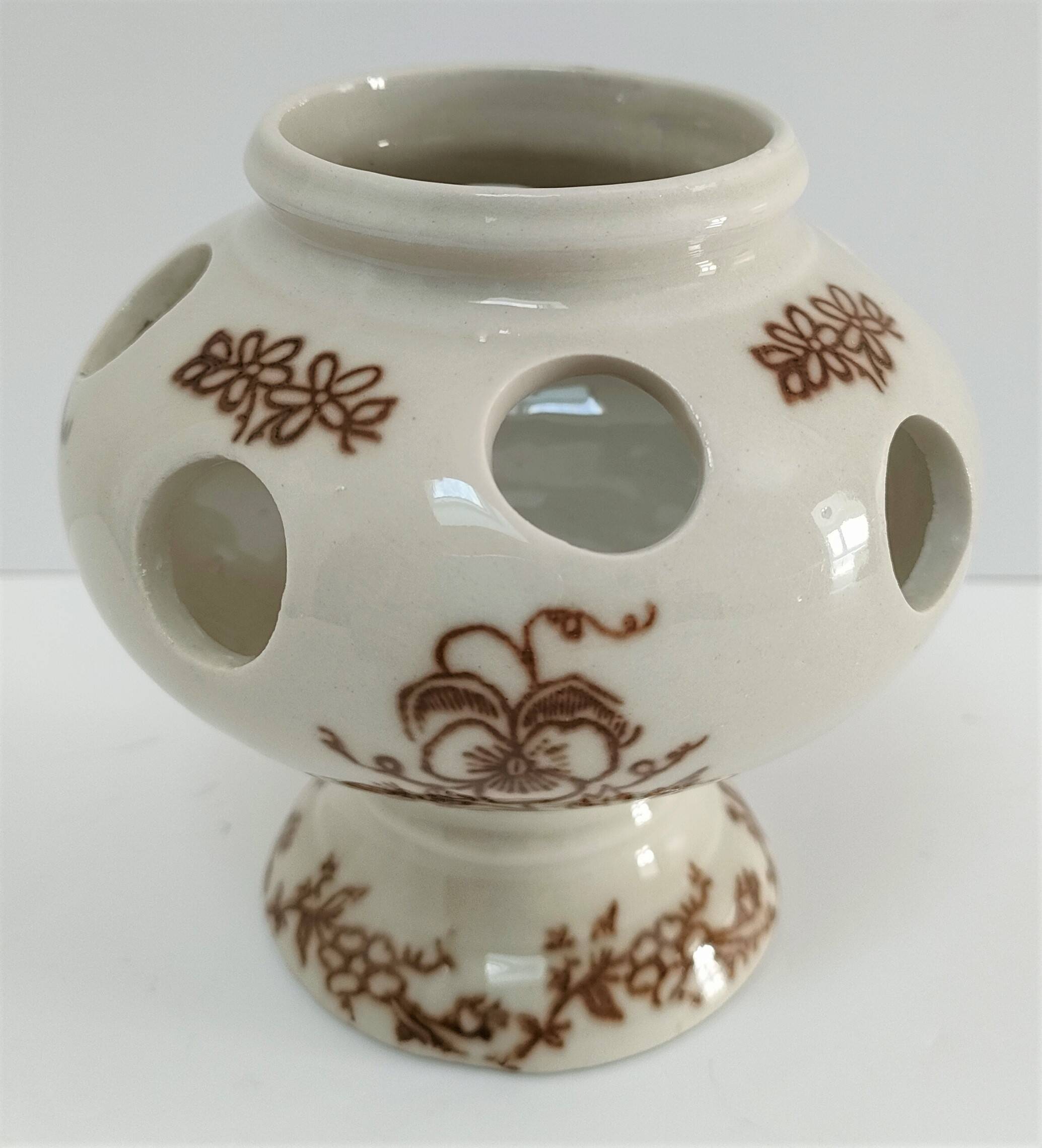 Three Saint-Uze ceramic tealight candle holders, early 20th century