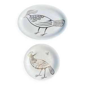 2 grands plats en faience