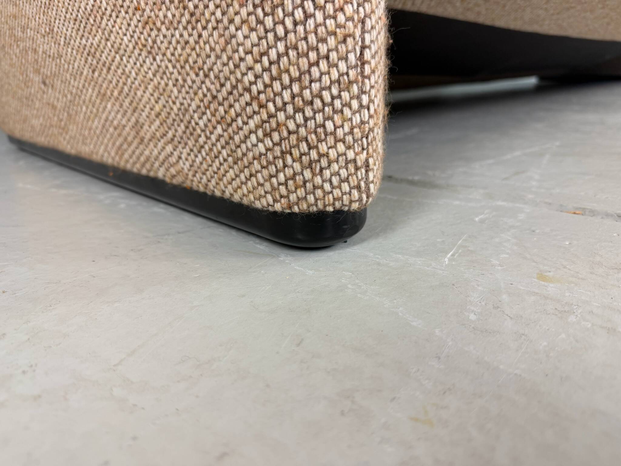 Vico Magistretti "Maralunga" 3-seater re-upholstered full wool sofa for Cassina