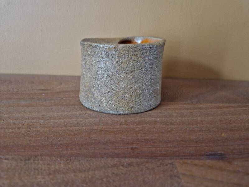 Claire Debril (1927-2021) - Ceramic vase built using the coiling technique.