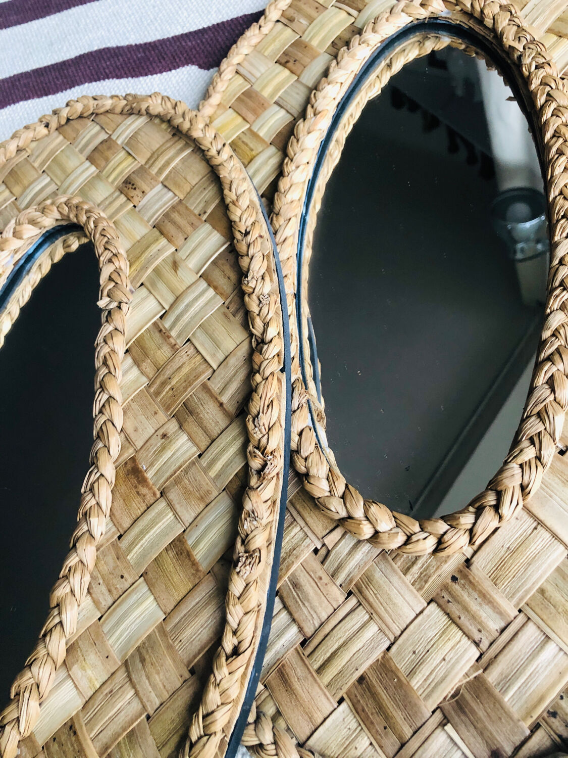 2 mirrors in natural basketry, 49x30 cm