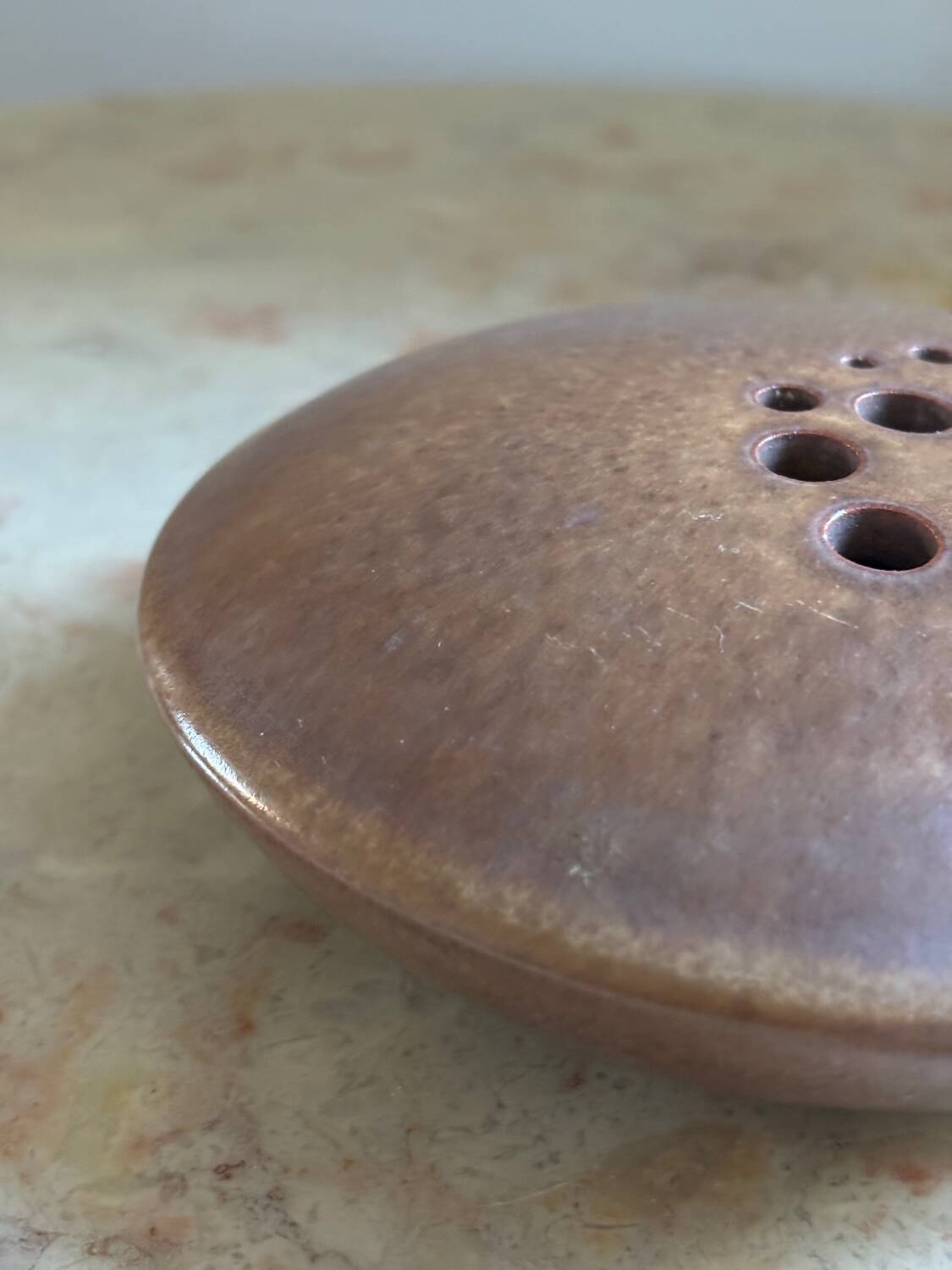 Flower frog - ceramic by Alain Di Bin