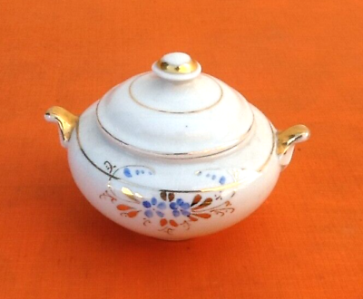 Old dinette tureen Porcelain floral decoration