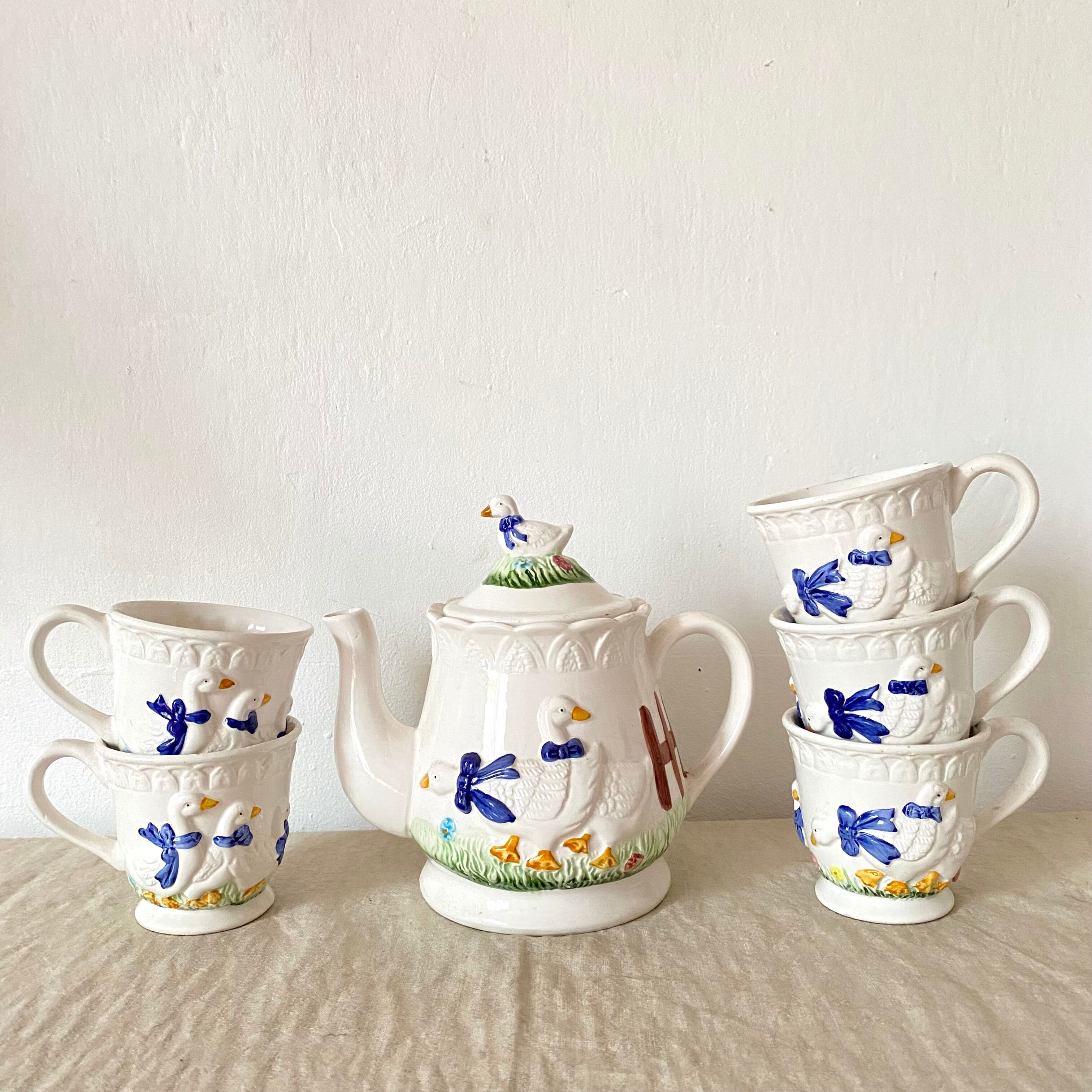 Slurry tea set geese 80s
