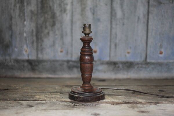 Lampe bois, pied de lampe bois et cuivre vintage, lampe à poser