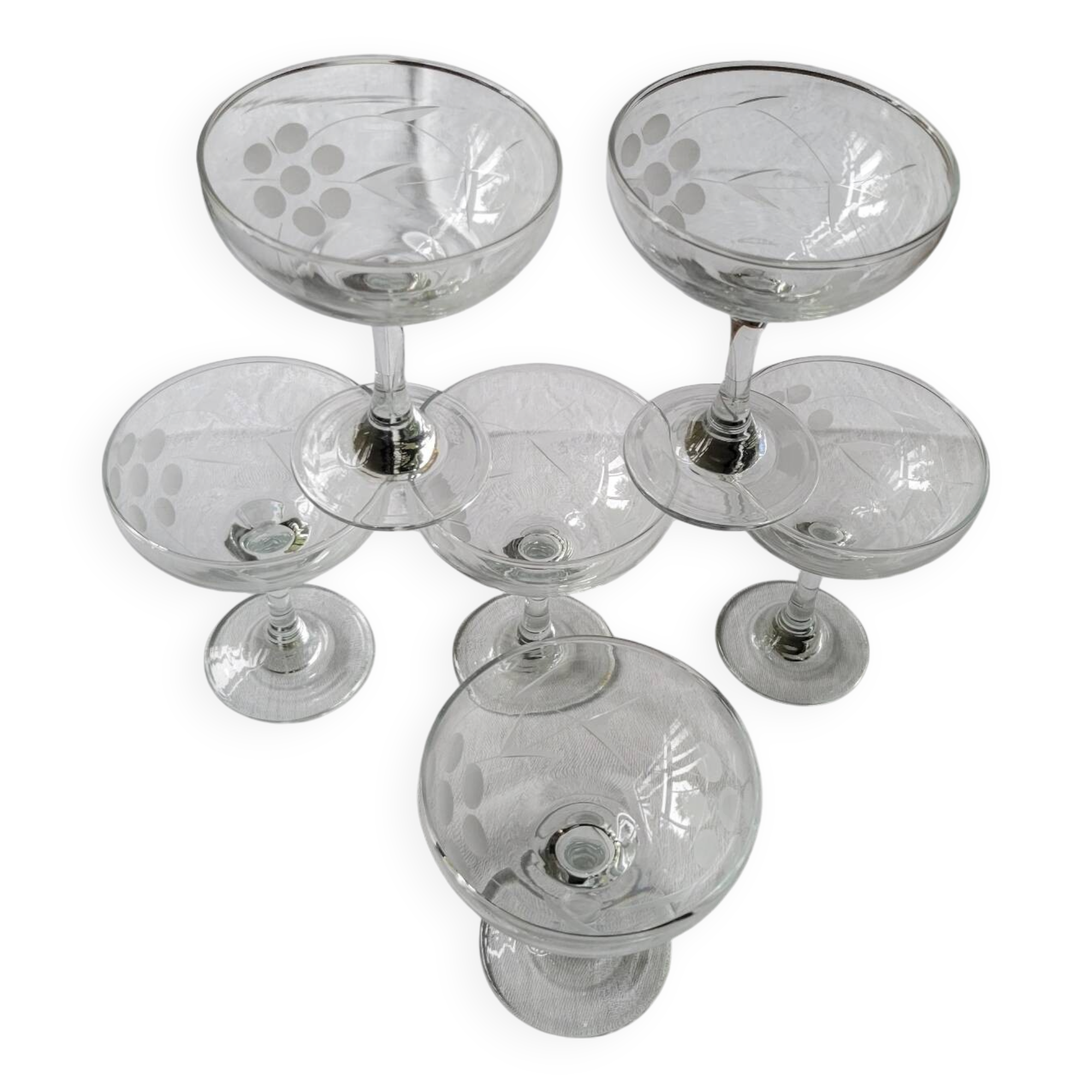 6 engraved champagne glasses
