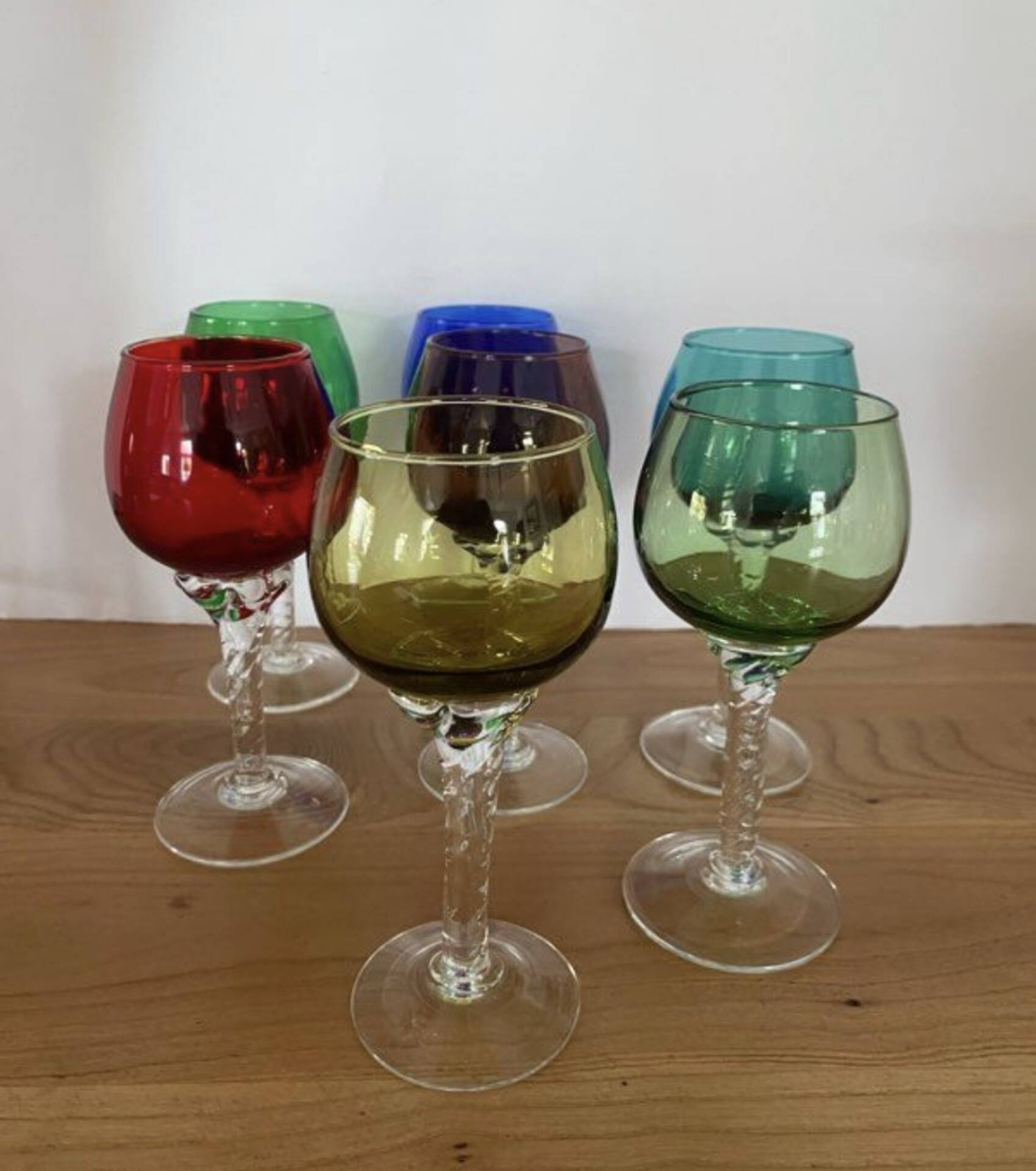 7 stemmed glasses from the Venetian glassworks of Murano from the 70s/80s.