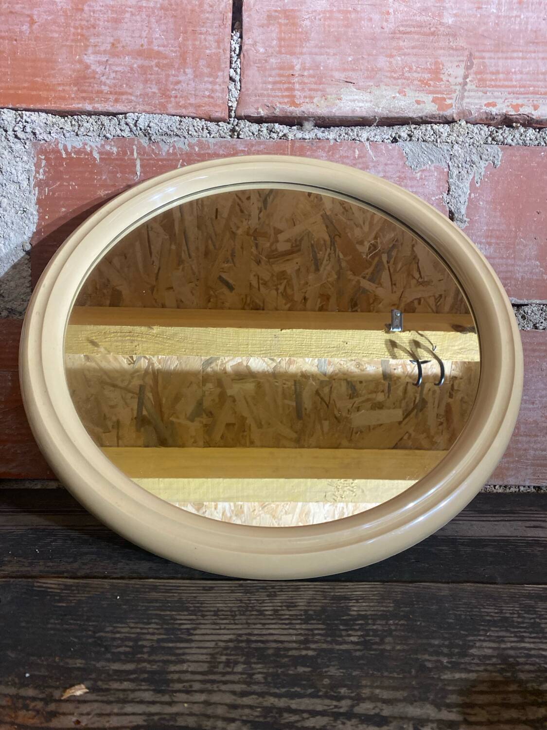 Vintage 80s Round TIGER Design Mirror, Beige Plastic #C893