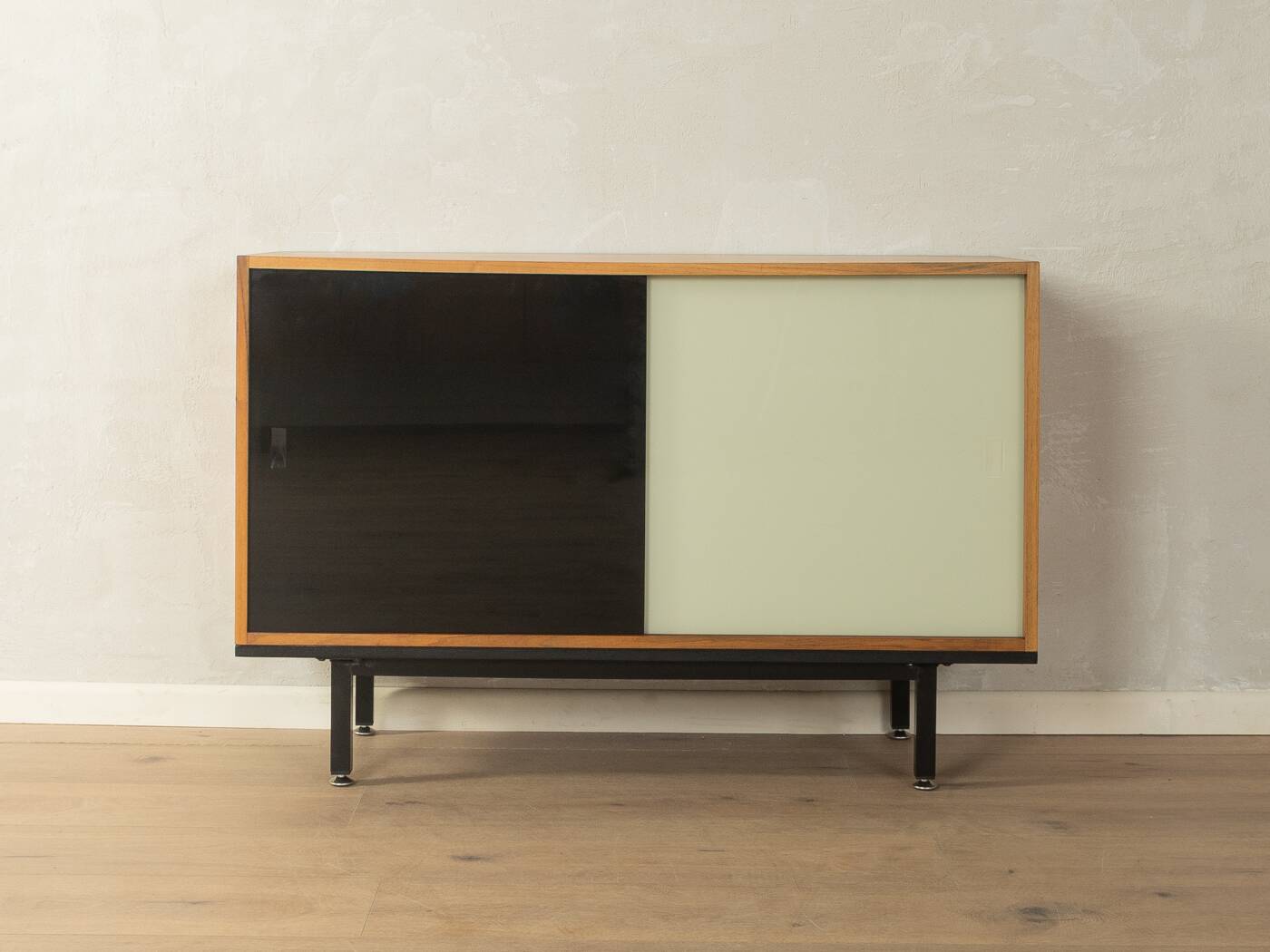 1950s chest of drawers