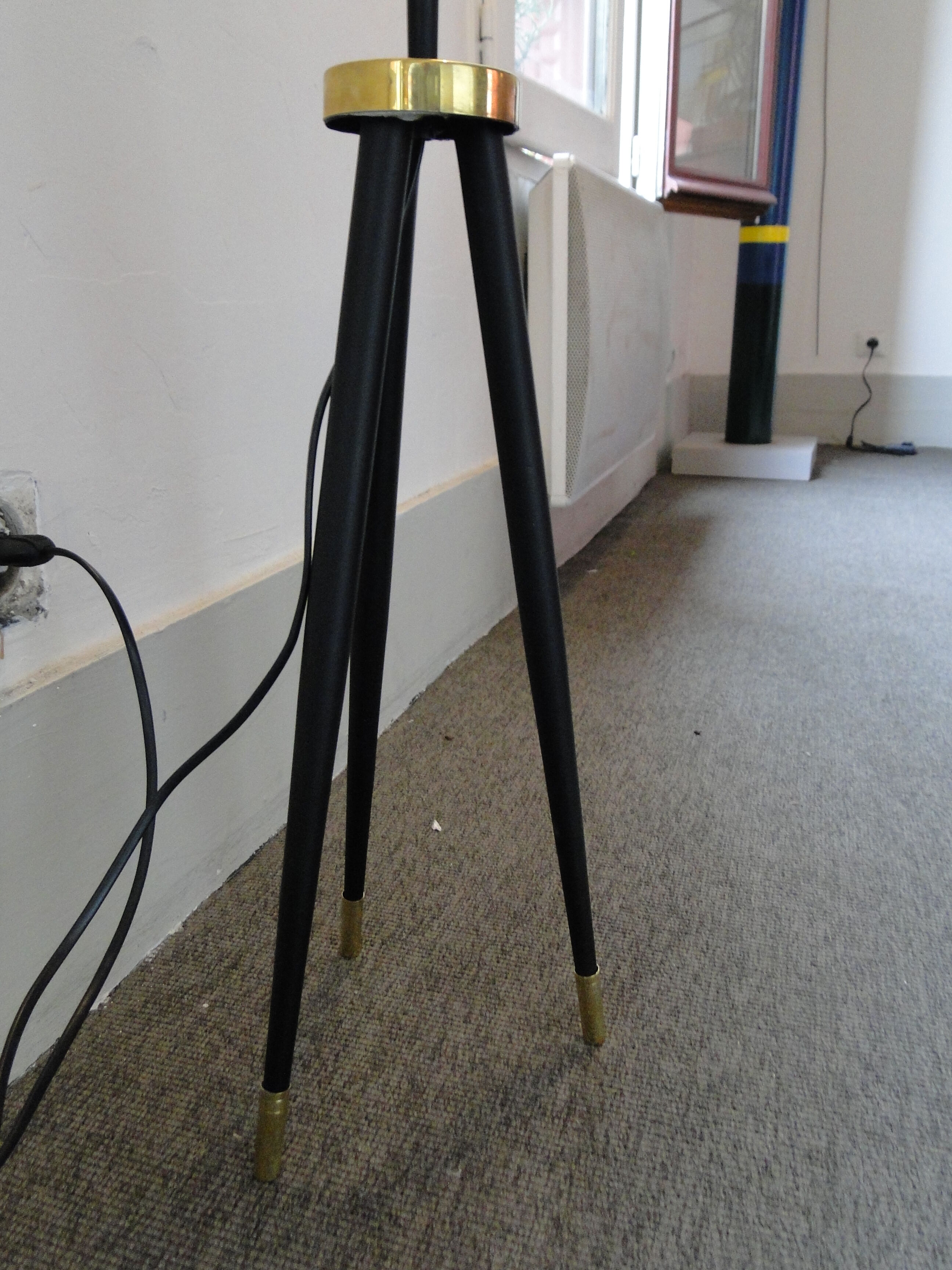 Lampadaire diabolo vintage lunel 1950