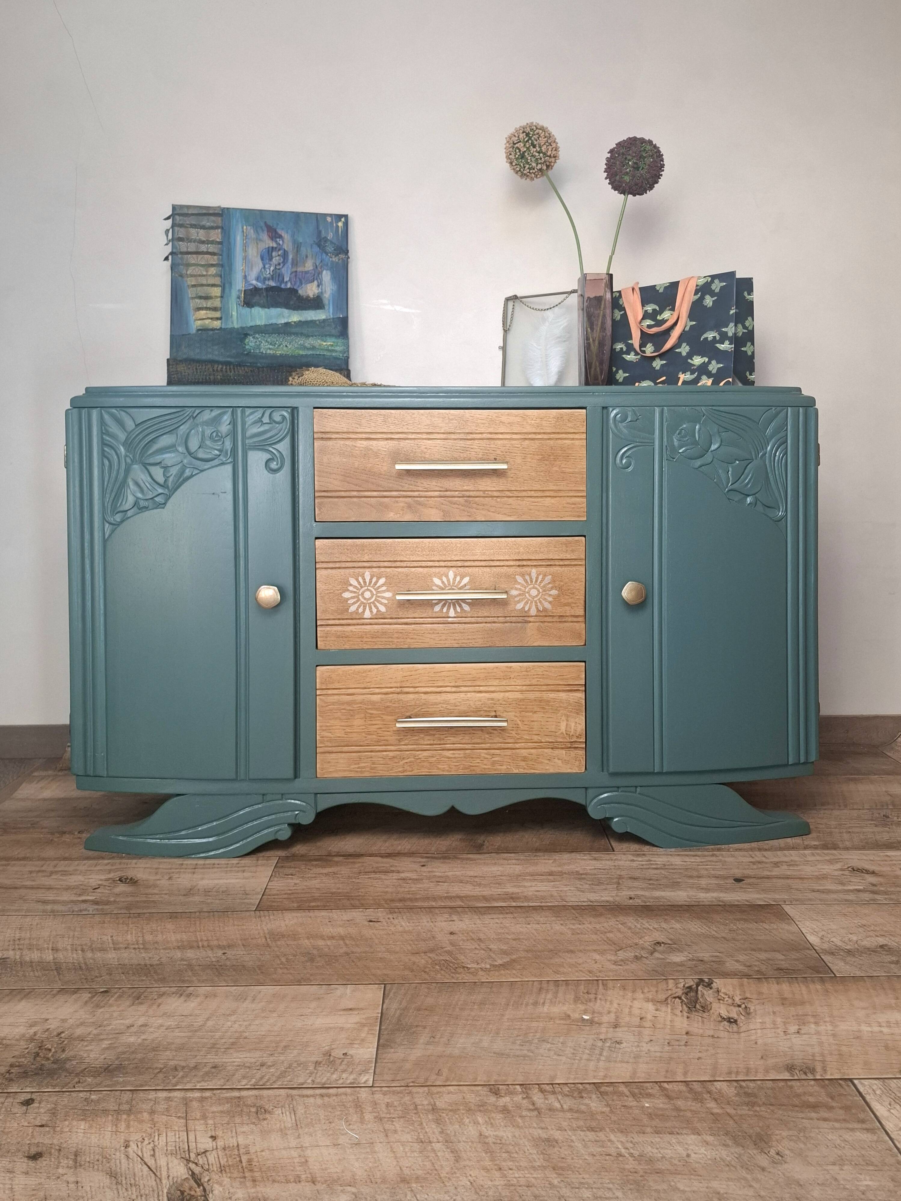 Art Nouveau chest of drawers