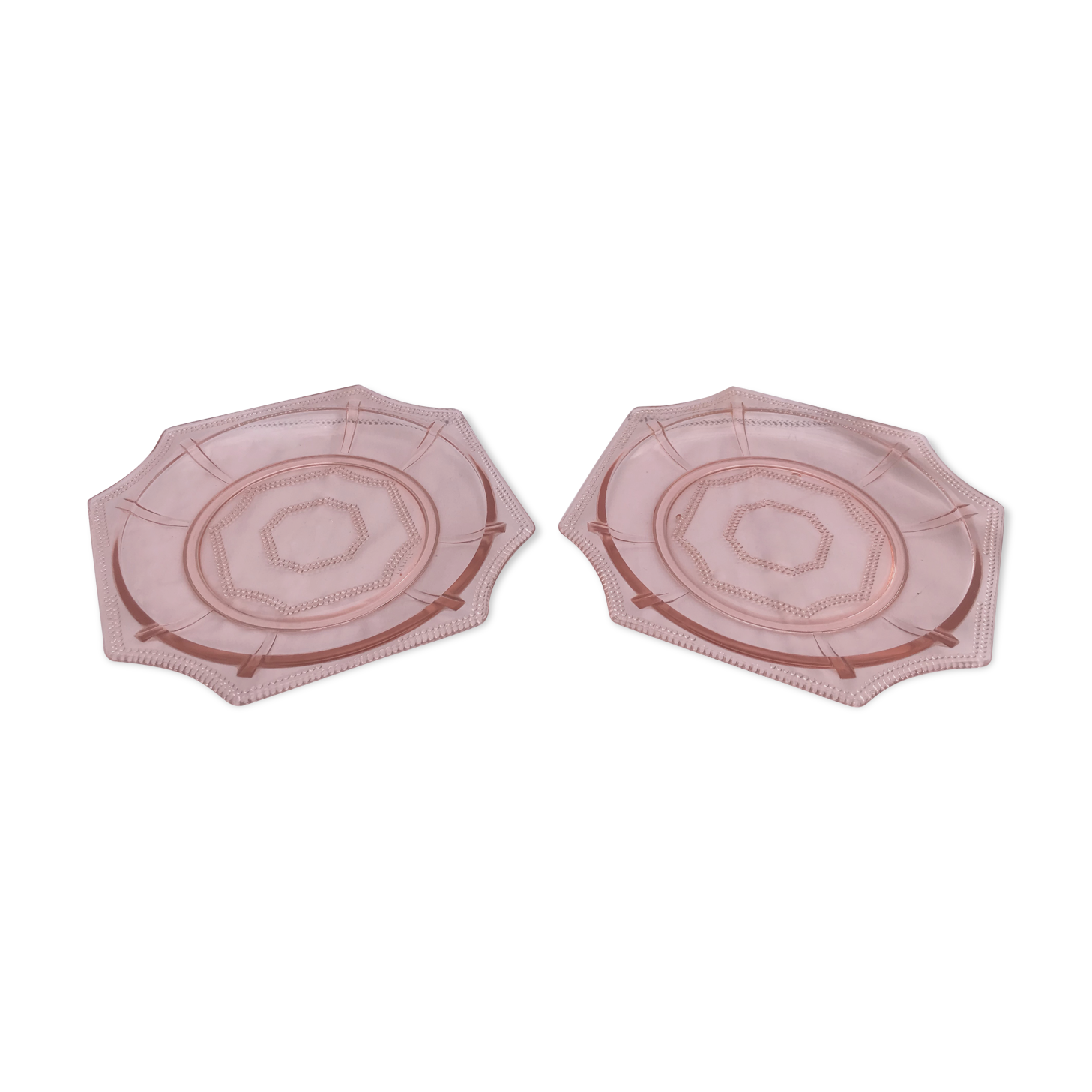 Pair old plates
