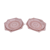 Paire anciennes assiettes verre moulé rose