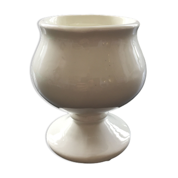 Ivory flowerpot on stand