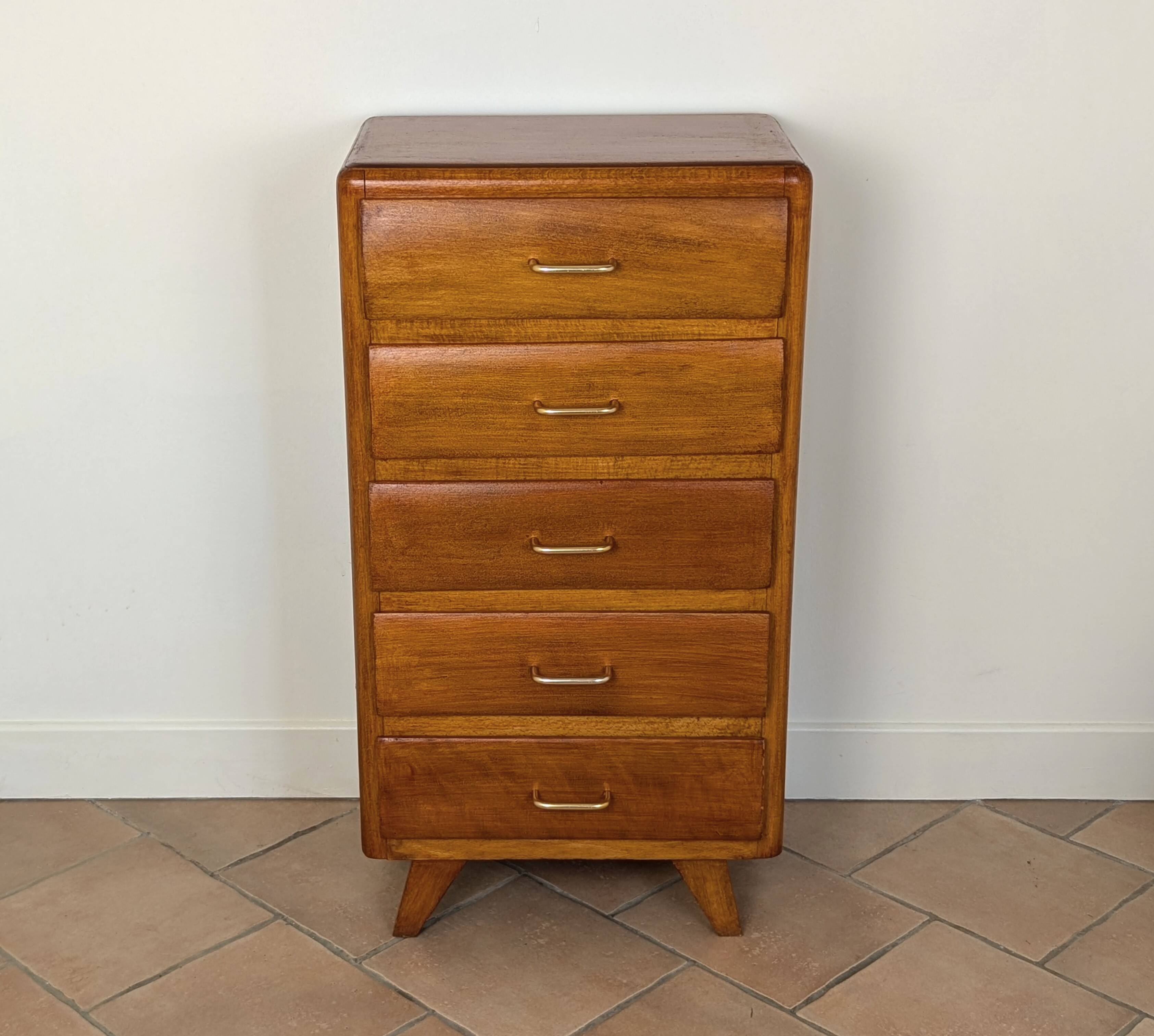 Vintage chest of drawers
