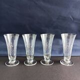Set of 4 engraved glass champagne flutes