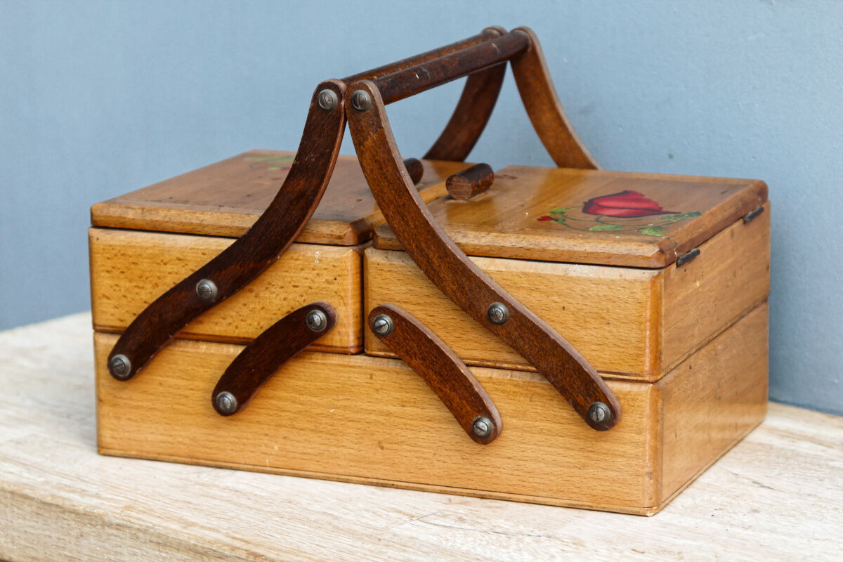 Worker, artisanal work, 50s