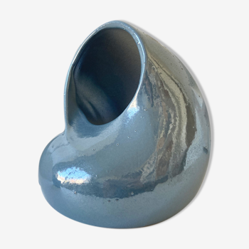 Empty pocket ceramic shell pot