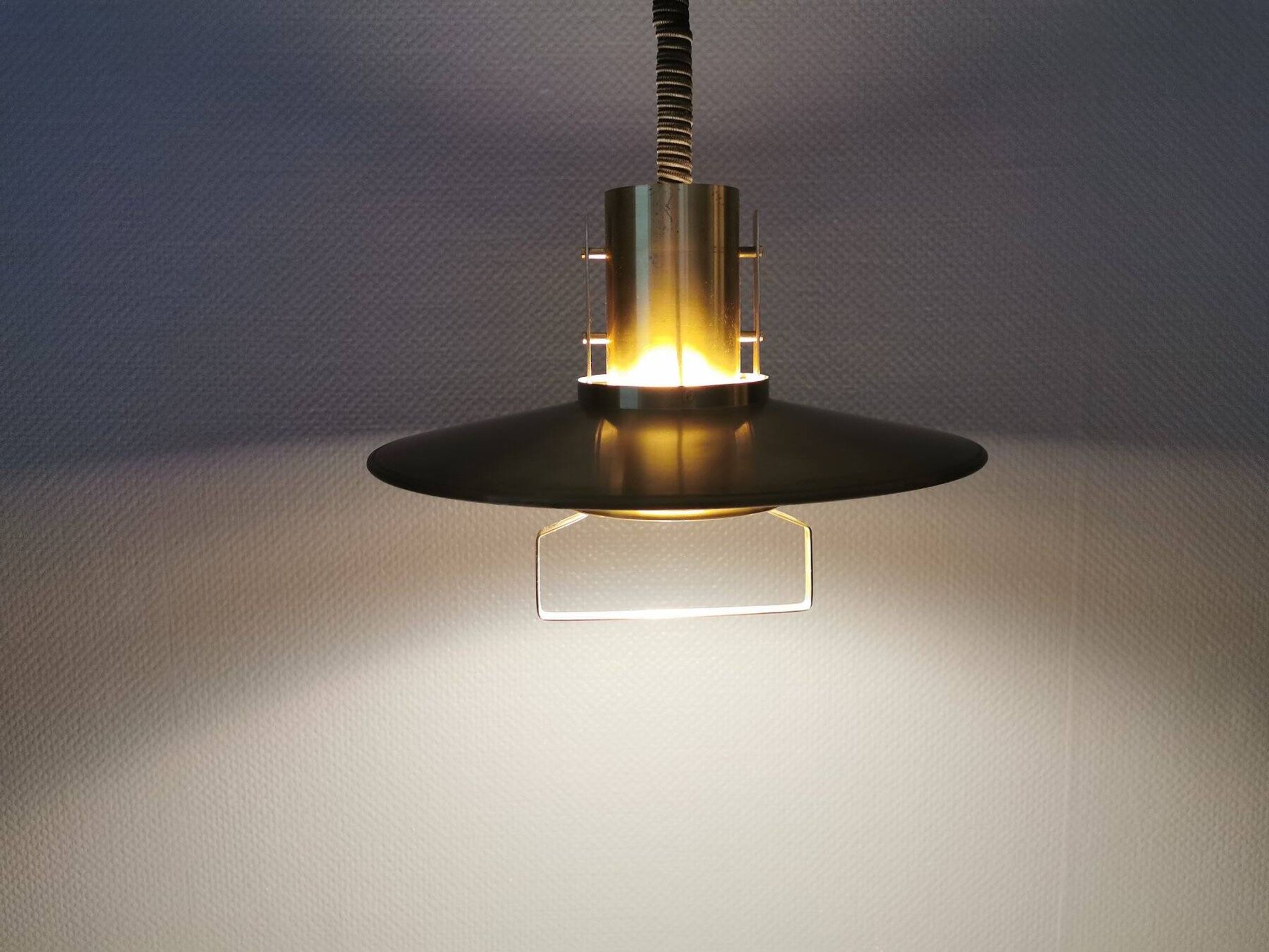suspension du danois Vitrika (pas d'étiquette, mais on connait la lampe)
