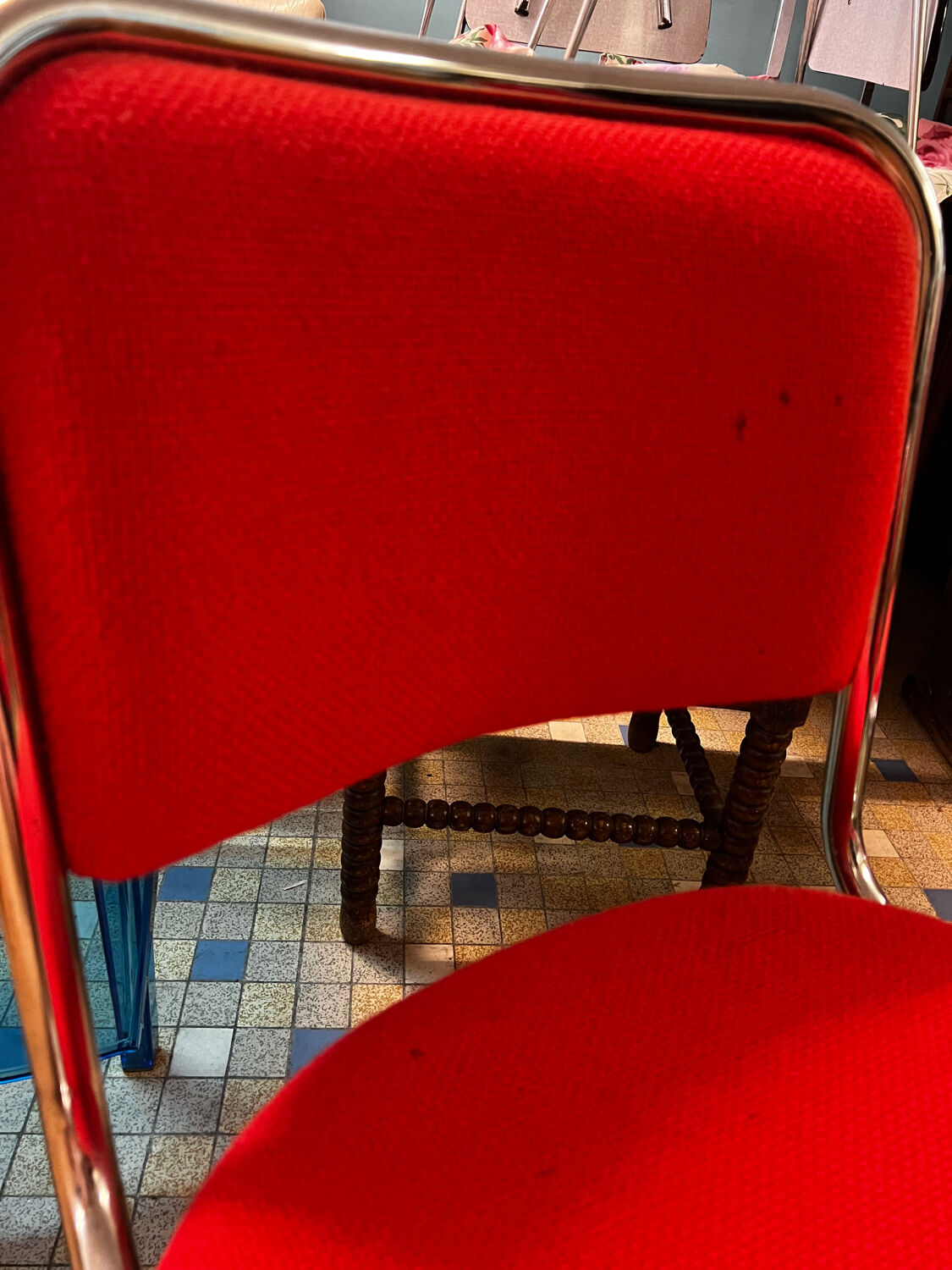 Set of 4 visitor chairs