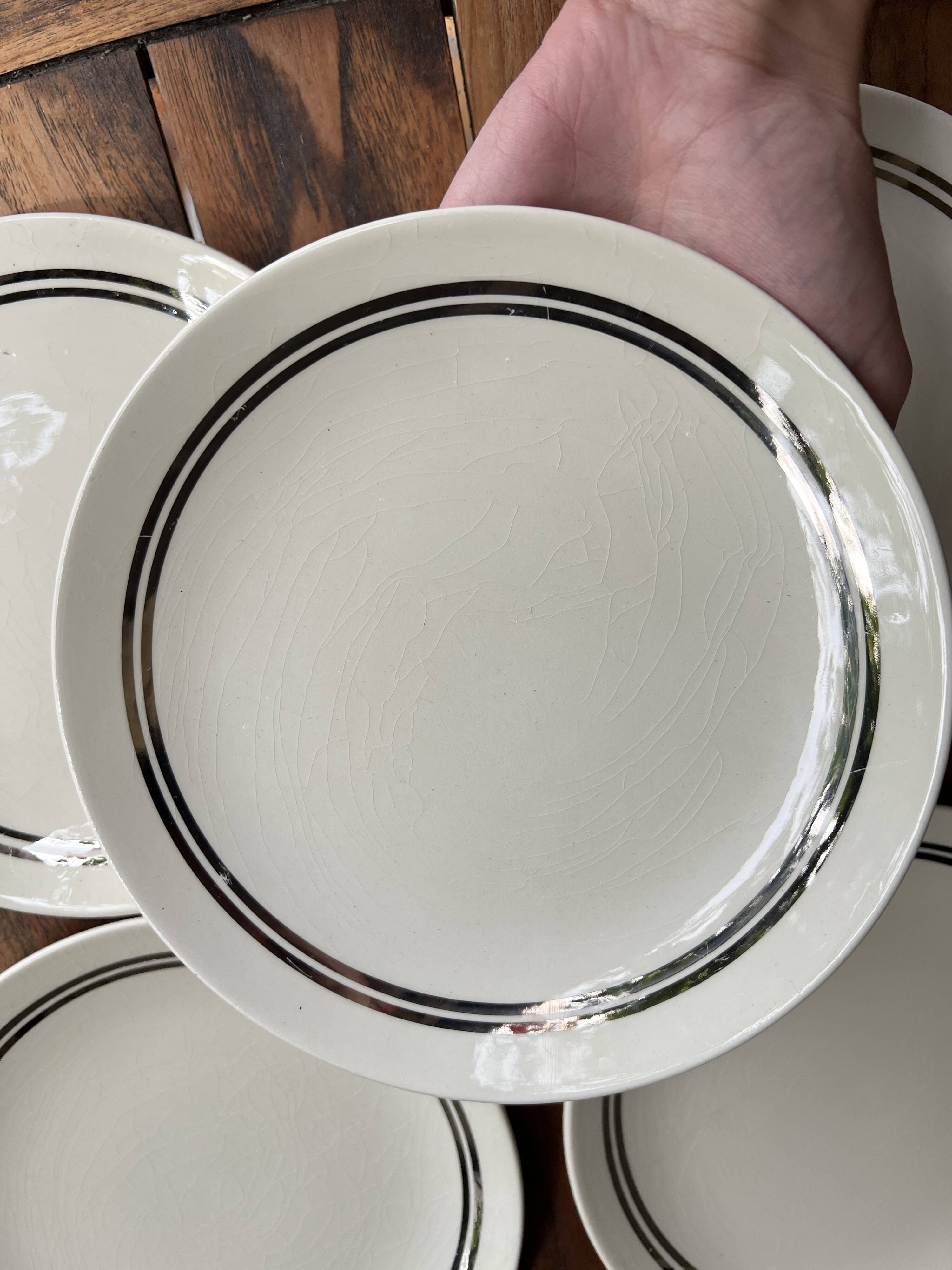 5 vintage Gien dessert plates, model 4607