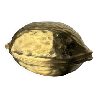 Walnut shaped nutcracker in brass, Italy 1970s