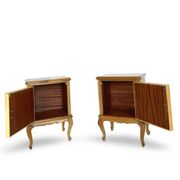 Tables de chevet italiennes en placage de noyer du milieu du siècle, années 1960.