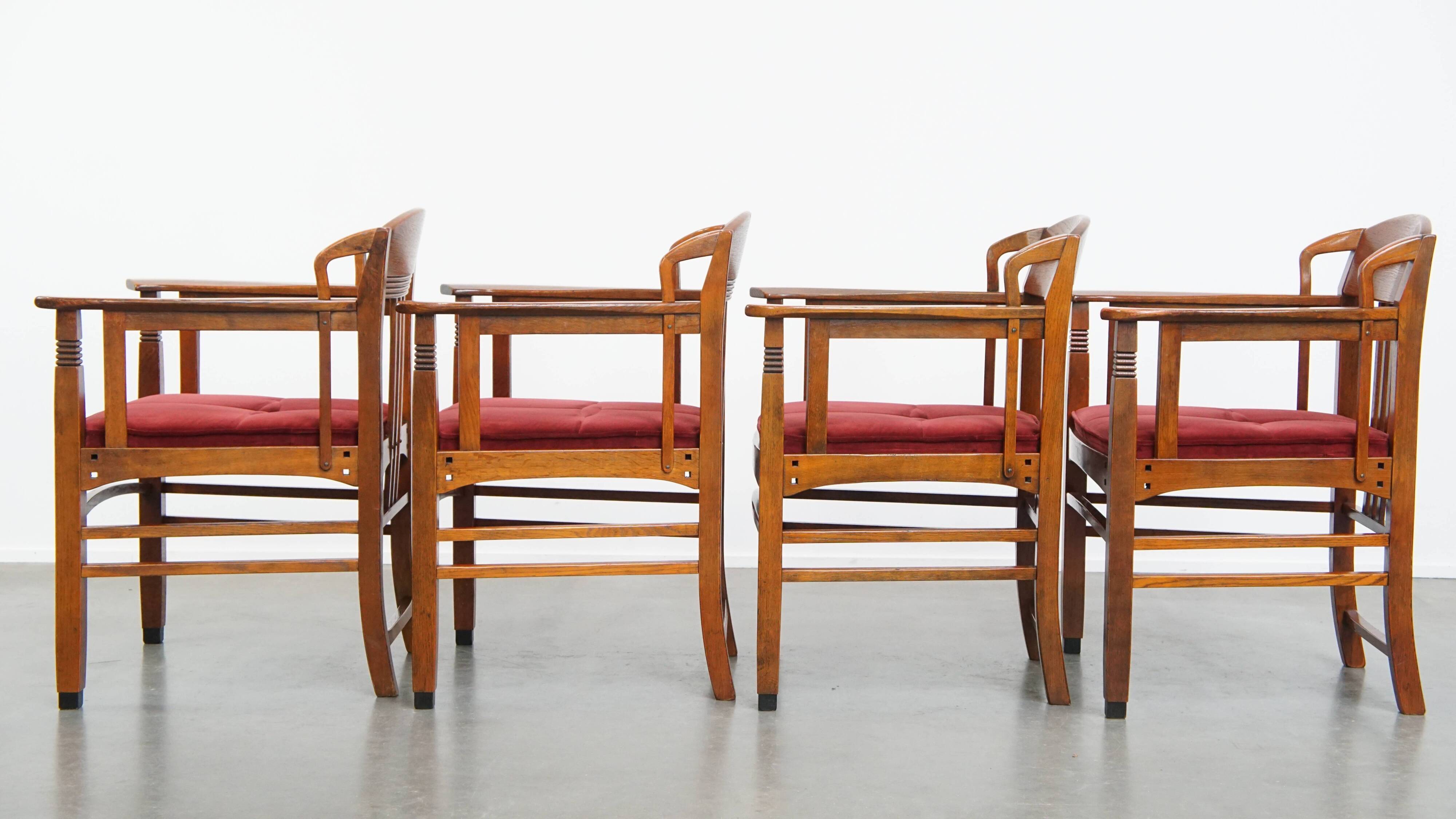 Ensemble de 4 chaises de salle à manger Art Nouveau / Jugendstil avec revêtement rouge