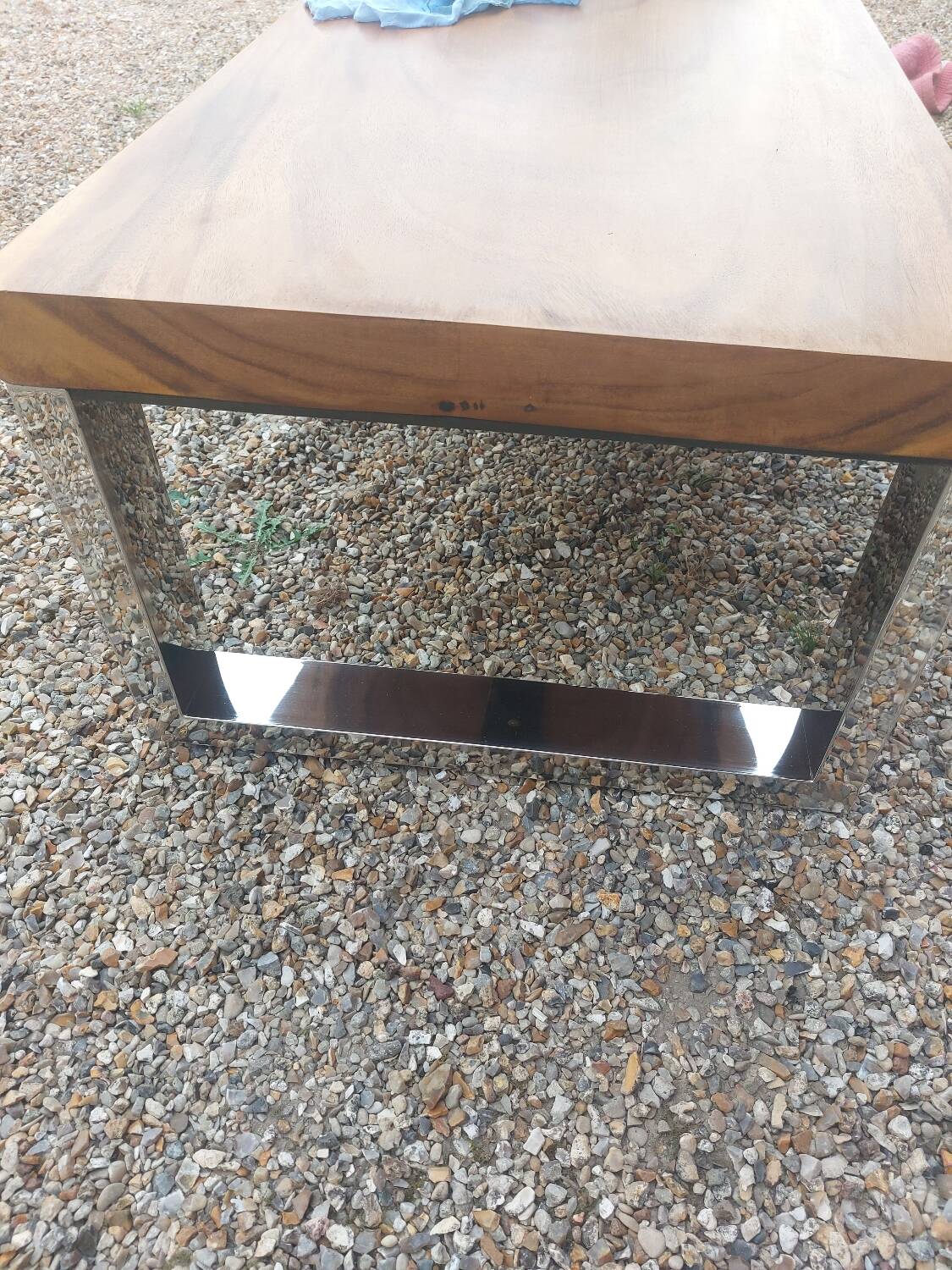Elm tray table with chrome base