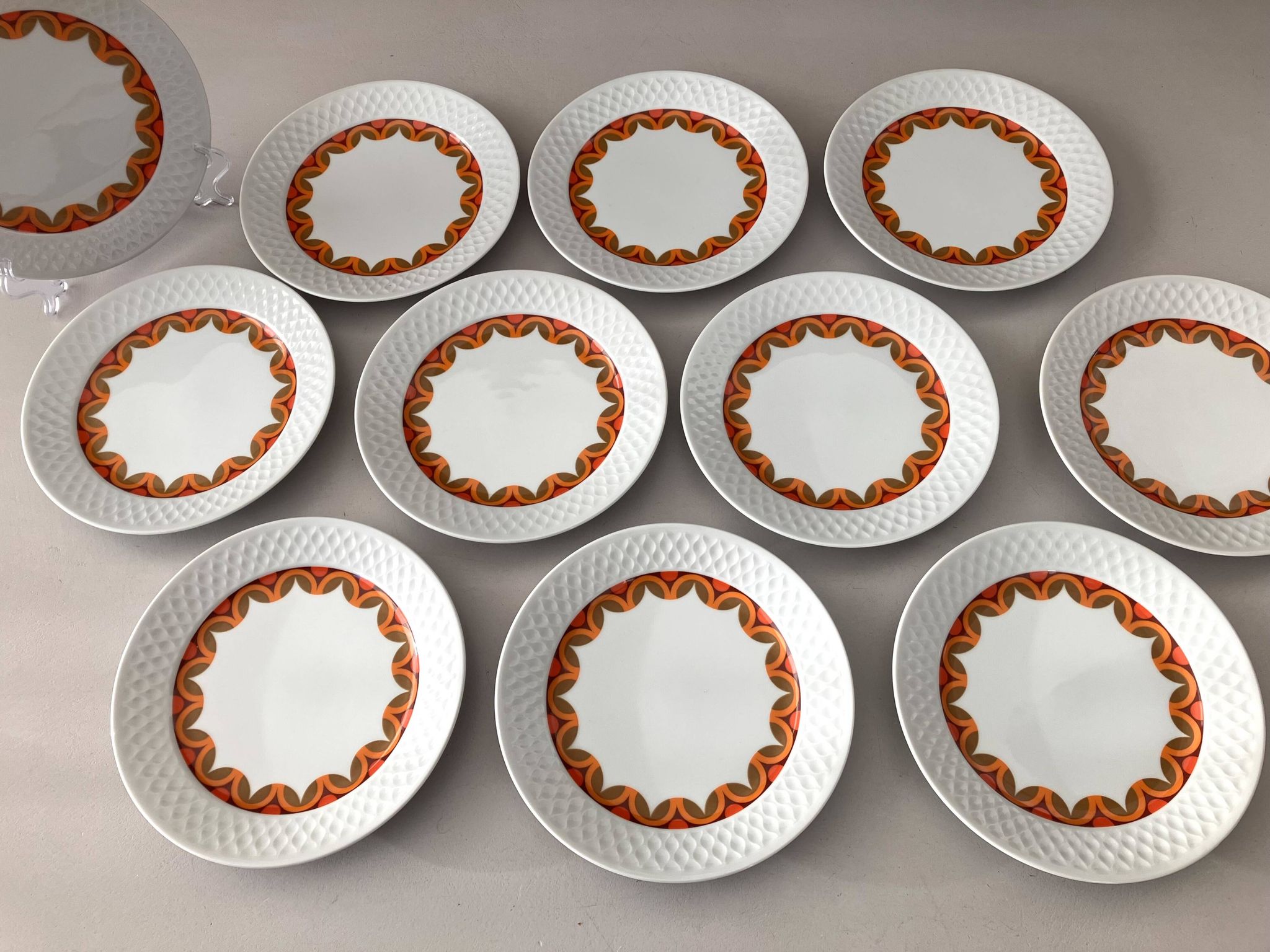 11 dessert plates in porcelain Space Age Schirnding Bavaria