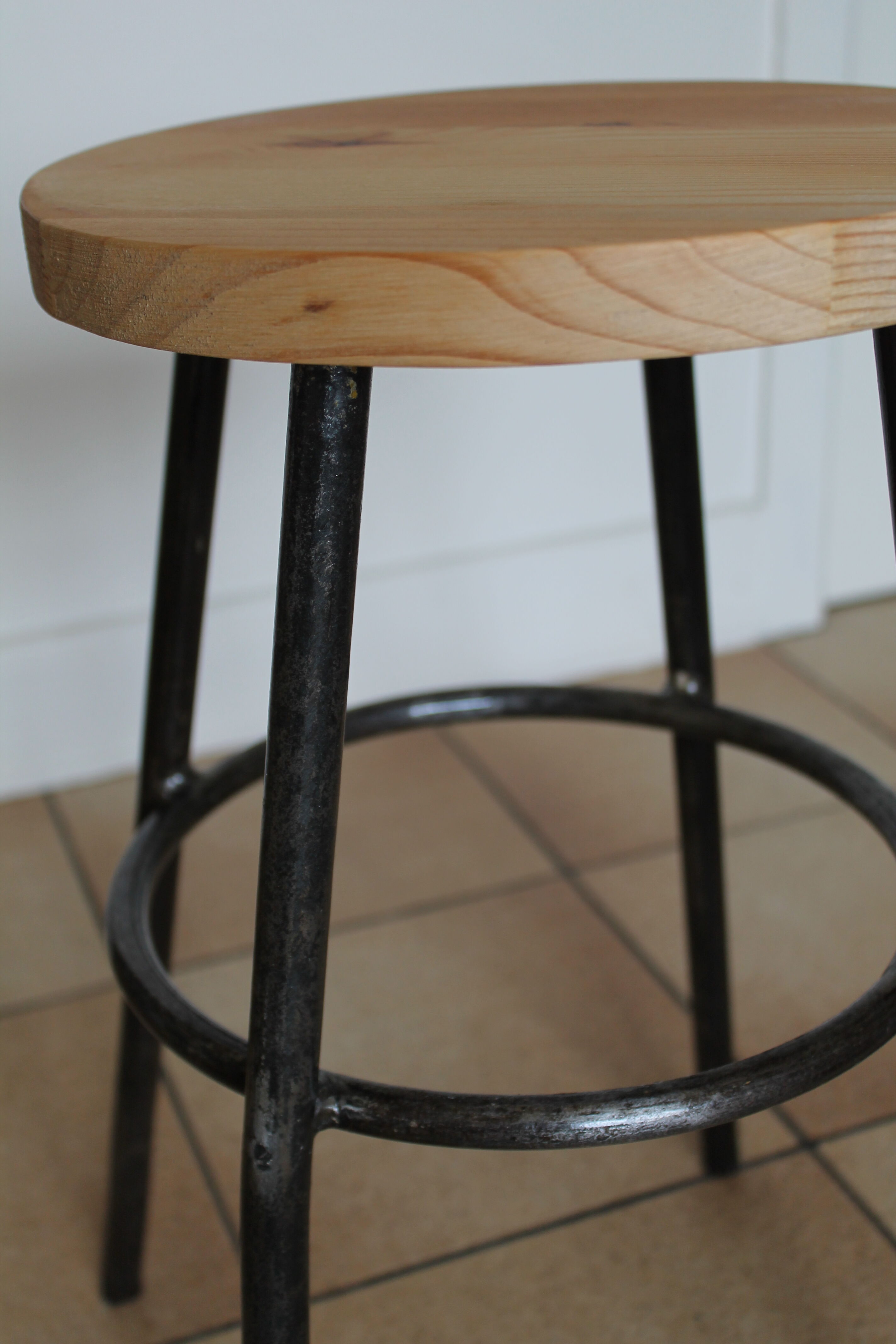 Metal stool